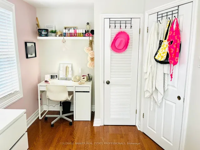 Additional image 27 of 41 Allister Ave