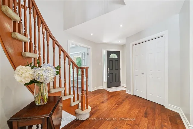 Additional image 4 of 471 Deerhurst Dr