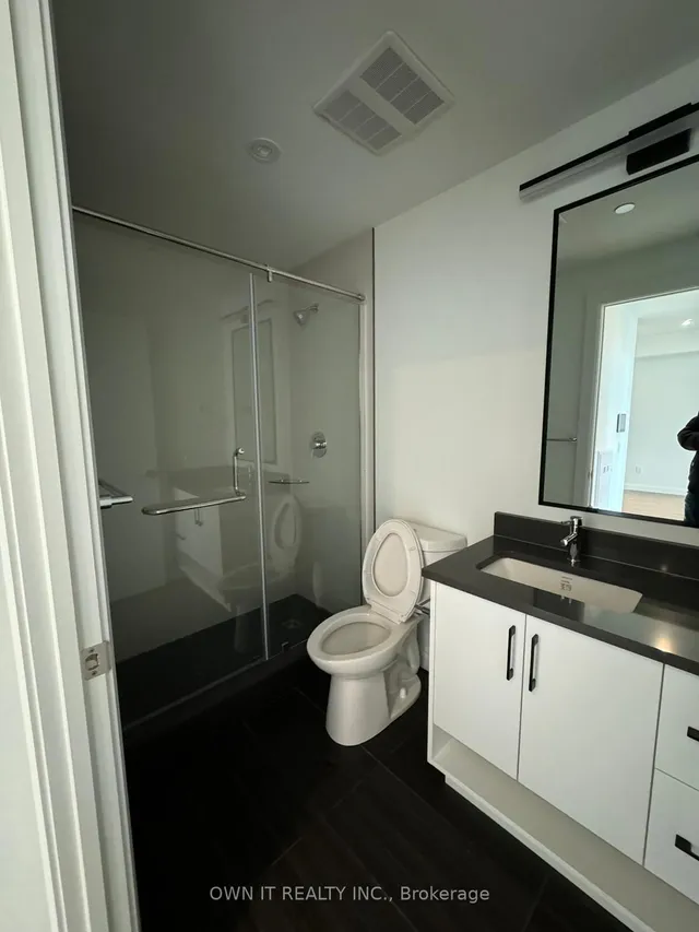 Additional image 10 of 741 King St Unit 608