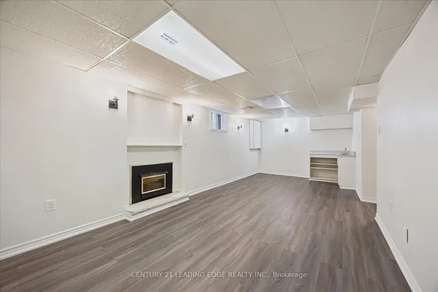 Additional image 37 of 49 Farmhill Crt