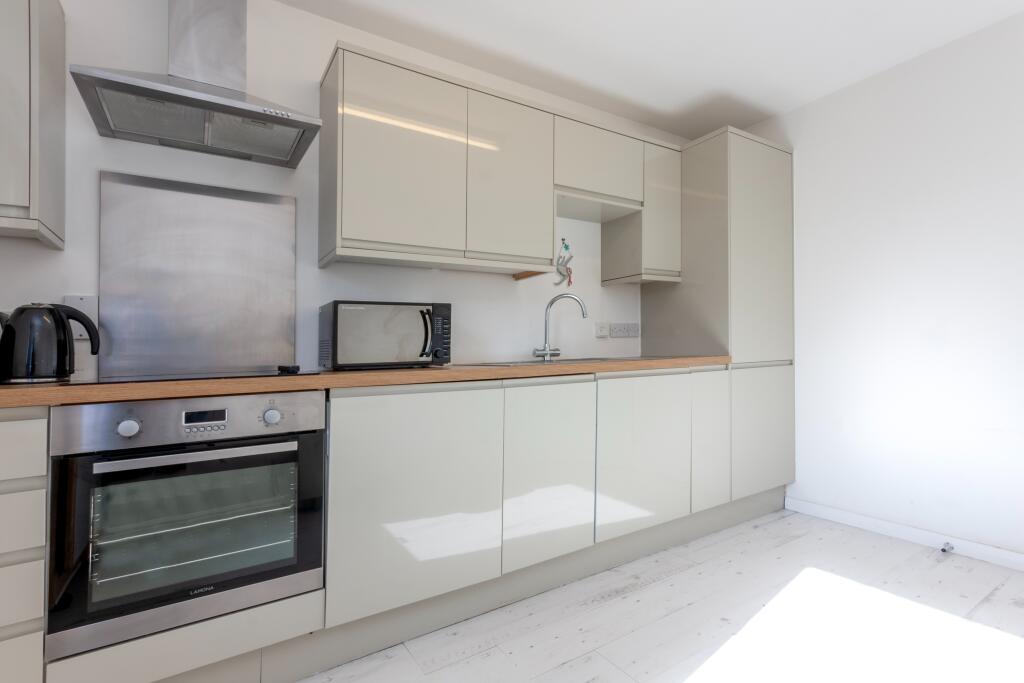 Additional image 7 of Park Road Court, The Beach, Aberdeen, AB24