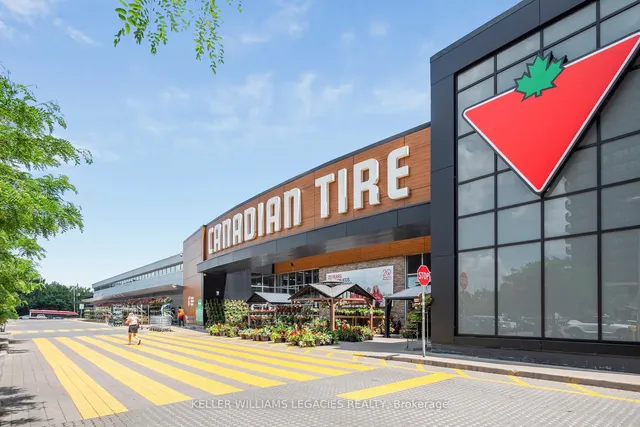 房产图片 32 - 29 Singer Crt 单元 2703