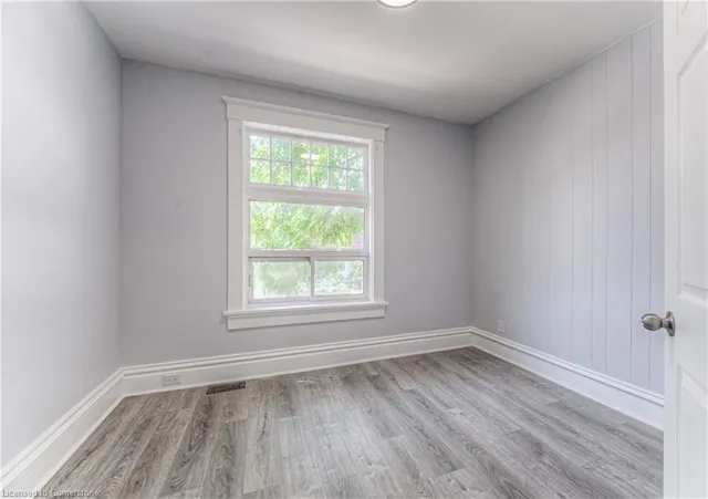 Additional image 8 of 386 Guelph St