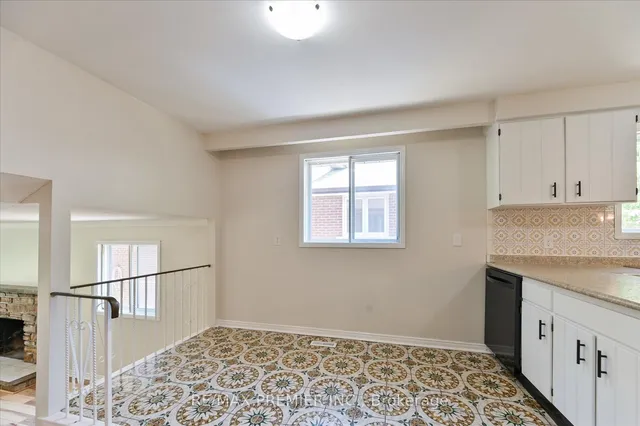 Additional image 13 of 44 Petunias Rd