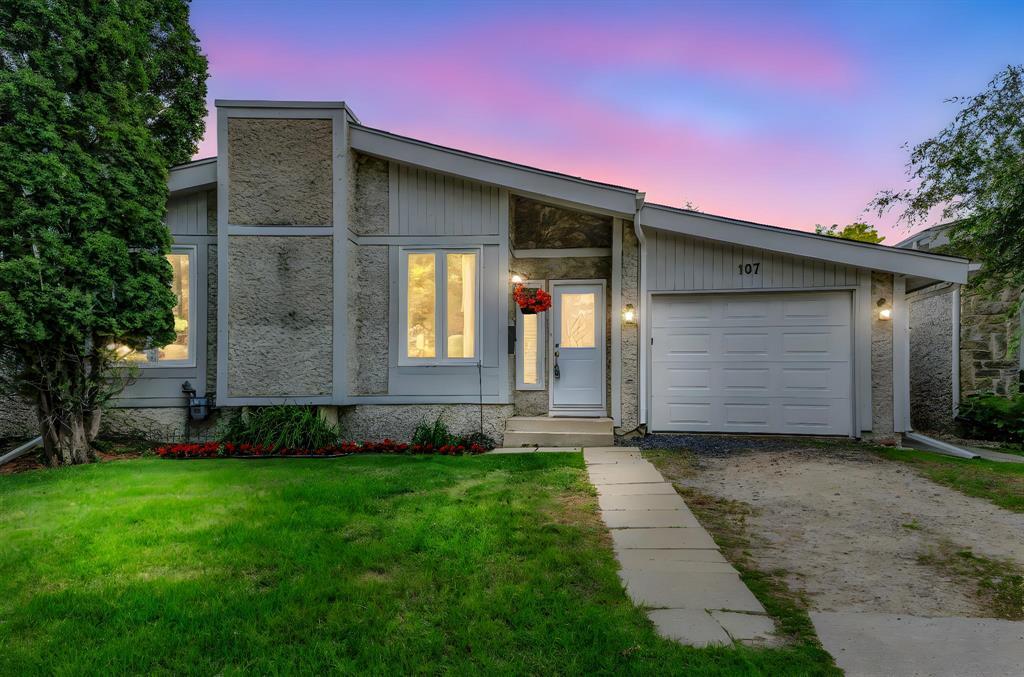 107 Woodchester Bay|Winnipeg, Manitoba R3R3E5