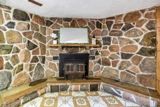 Additional image 21 of 28 Pilot St