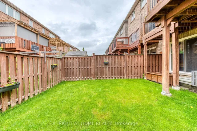 Additional image 34 of 24 Lou Pomanti St