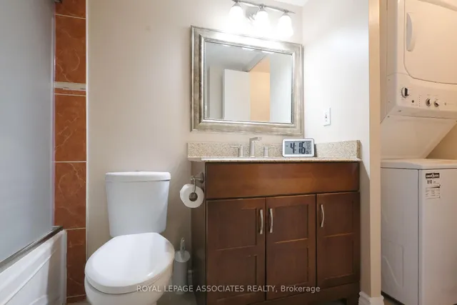 Additional image 11 of 21 Overlea Blvd Unit 208