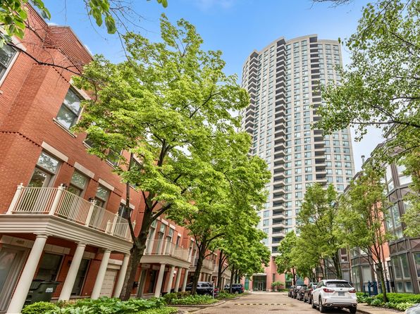 501 N Clinton St APT 1804, Chicago, IL 60654