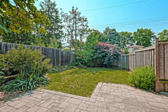 Additional image 27 of 4 Sabine Rd