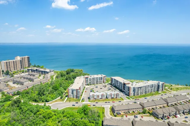 房产图片 43 - 125 Shoreview Pl 单元422