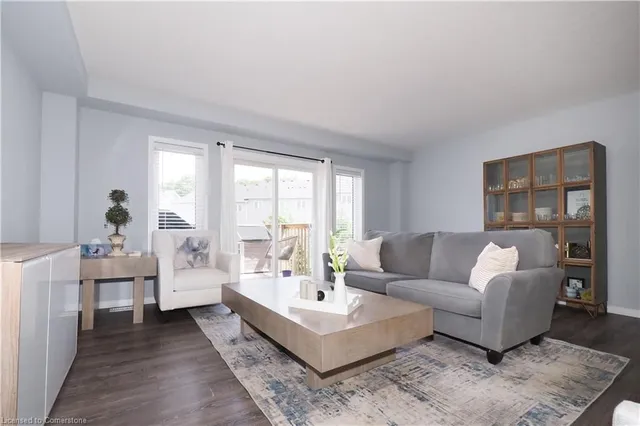 Additional image 8 of 1989 Ottawa St Unit 11