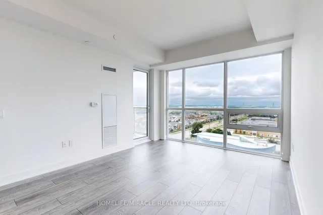 Additional image 10 of 1050 Main St Unit 1106