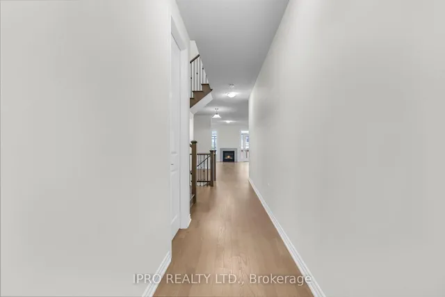 Additional image 7 of 372 Bergamot Ave