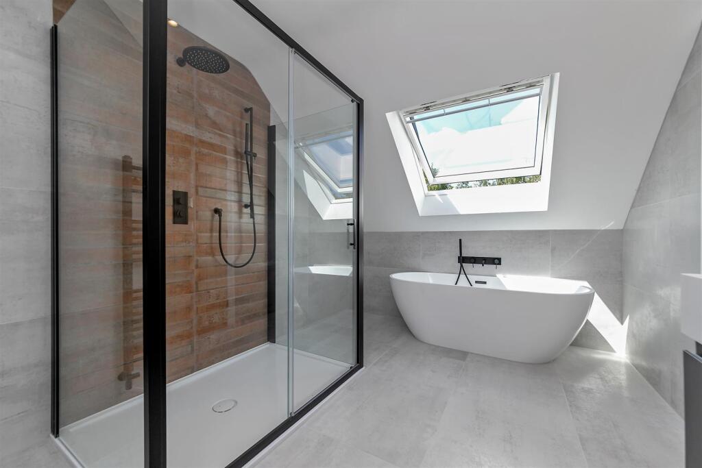 Additional image 14 of St. Albans Road, Sandridge