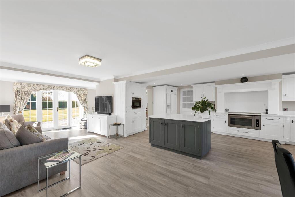 Additional image 13 of Prospect Lane, Harpenden