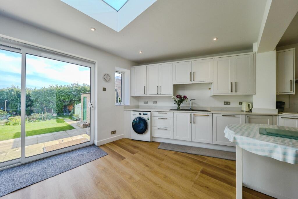 Additional image 3 of Ringway Road, St. Albans, AL2