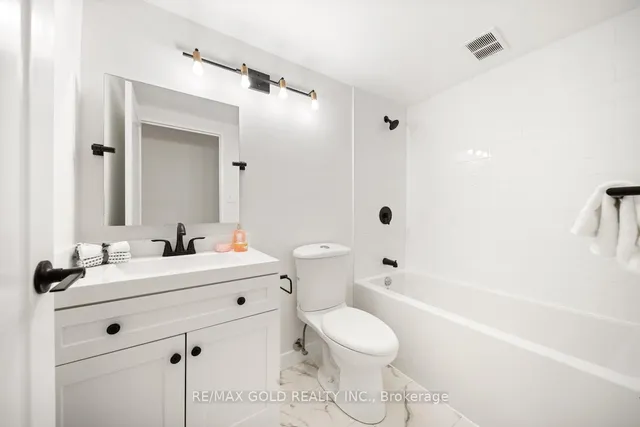 Additional image 29 of 9 Four Winds Dr Unit 206