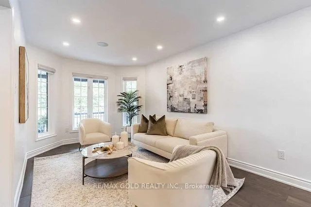 房产图片 5 - 30 Deerglen Dr