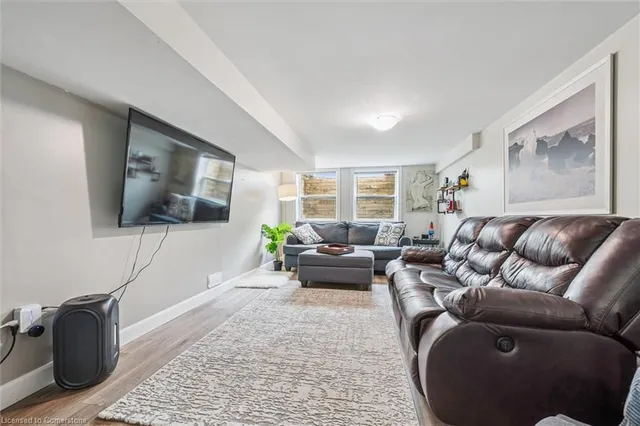 Additional image 29 of 143 Bruce St