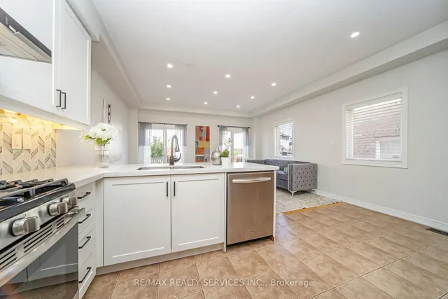 Additional image 9 of 82 Evanwood Cres