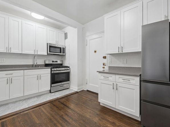 125 Hawthorne St APT 4H, Brooklyn, NY 11225