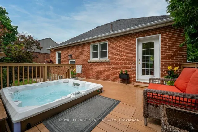 Additional image 48 of 891 Garth St