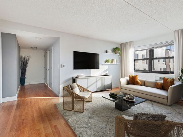 1885 Lexington Ave, New York, NY
