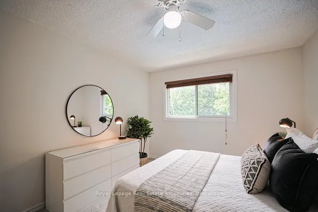 房产图片 18 - 3143 Michael Cres