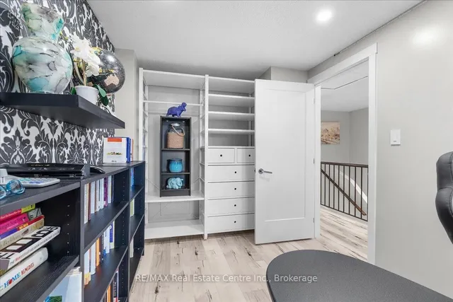 Additional image 24 of 131 Traynor Ave Unit 24