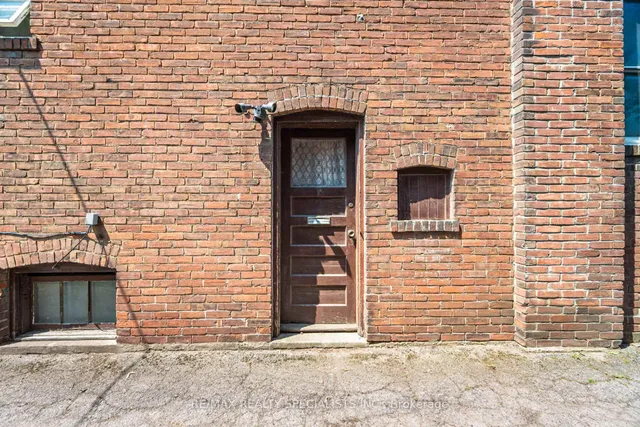 Additional image 33 of 24 Skyes Ave