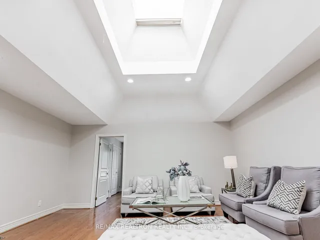 Additional image 18 of 3180 Bayview Ave Unit 3