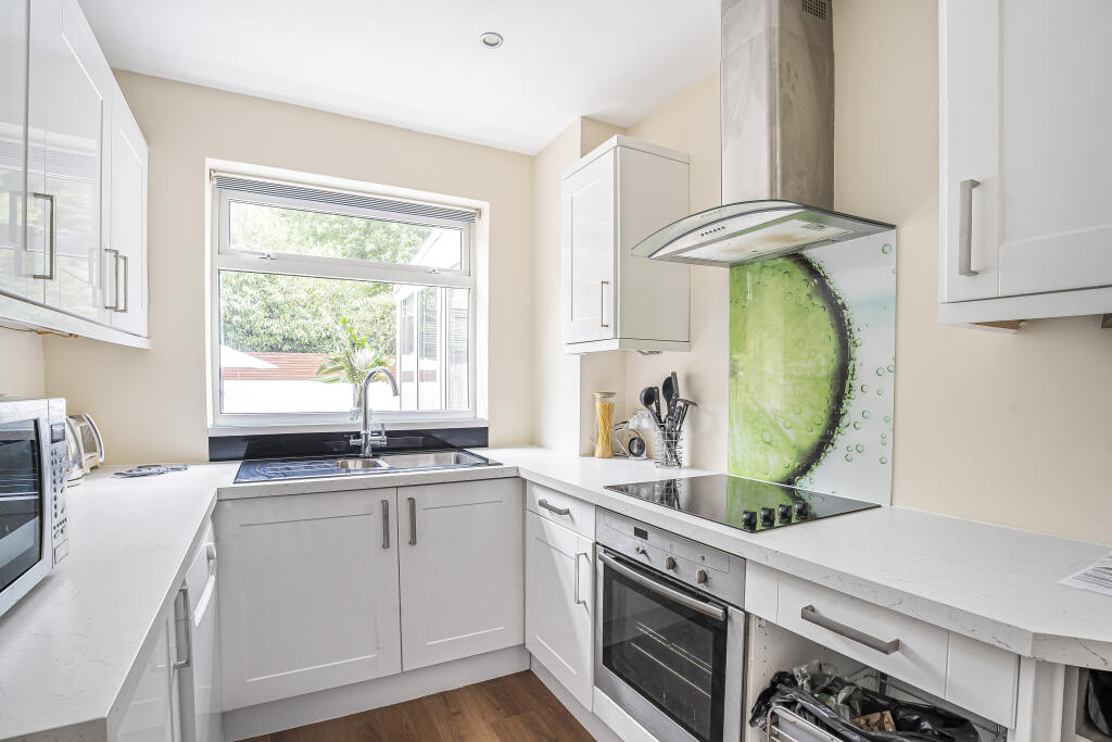 Additional image 5 of Little Dell, Welwyn Garden City, Hertfordshire, AL8 7HZ