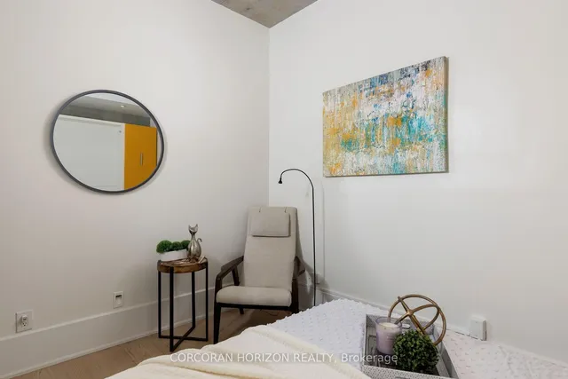 Additional image 16 of 169 John St Unit PH4