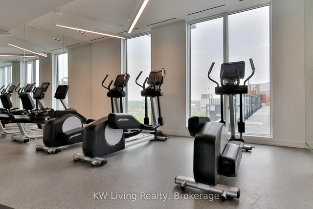 房产图片 17 - 多伦多贾维斯街251号 1014单元