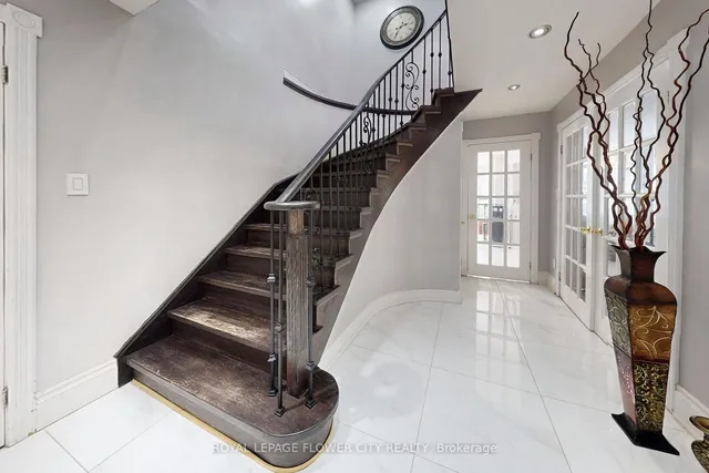 Additional image 19 of 656 Esprit Cres