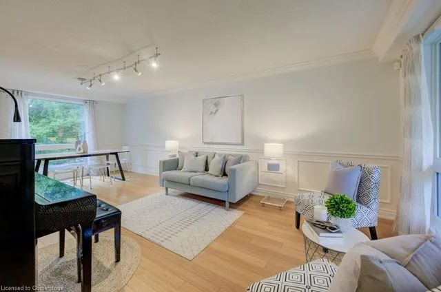 房产图片 5 - 33 Manitoulin Cres