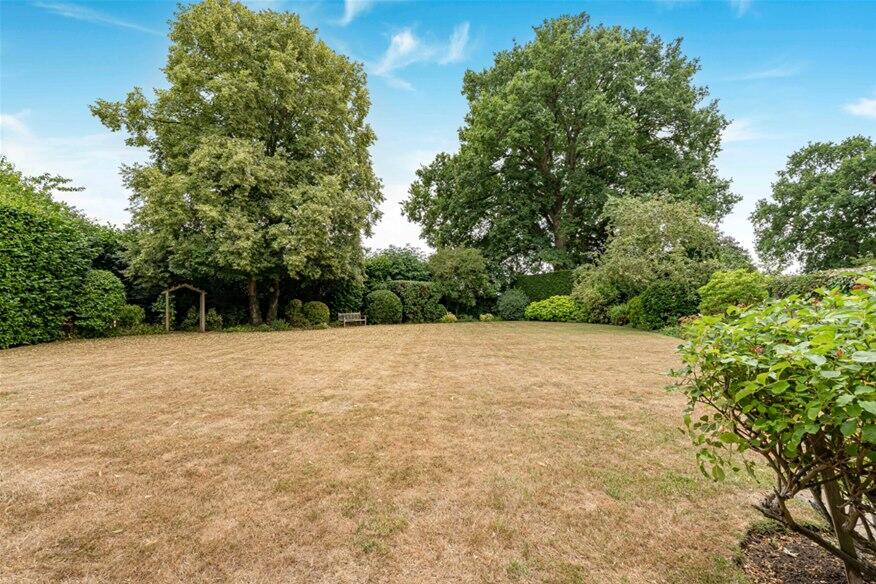 Additional image 16 of Park Avenue South, Harpenden, AL5