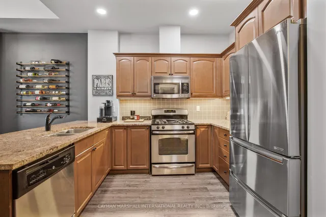 房产图片 4 - 360 Pearl St 单元 201