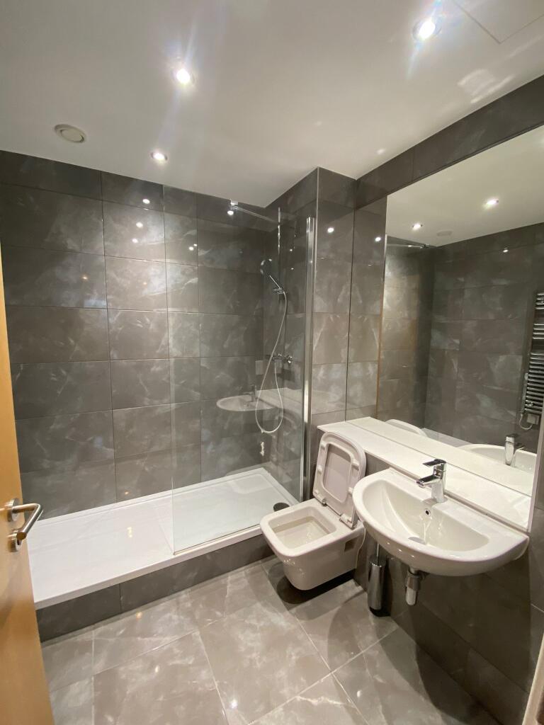 Additional image 7 of The Axium, Birmingham, B1 1FZ