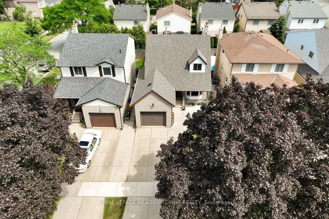 Additional image 44 of 3 Lyton Cres