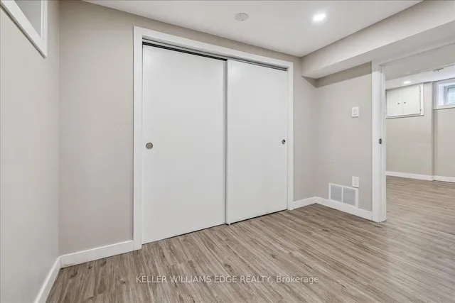 Additional image 40 of 61 Bond St