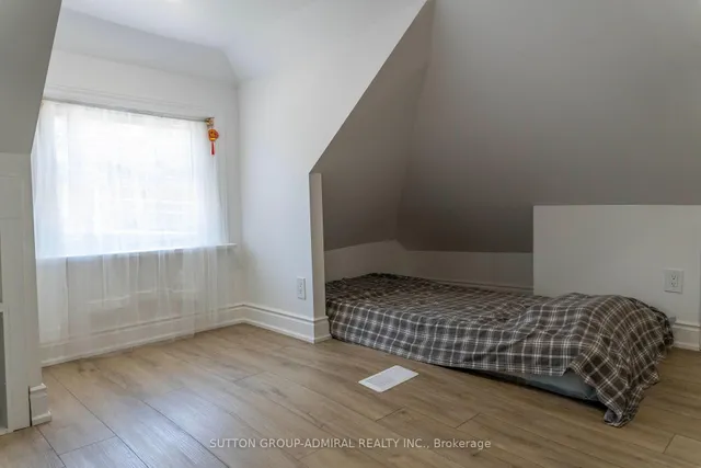 Additional image 39 of 14 Spears St