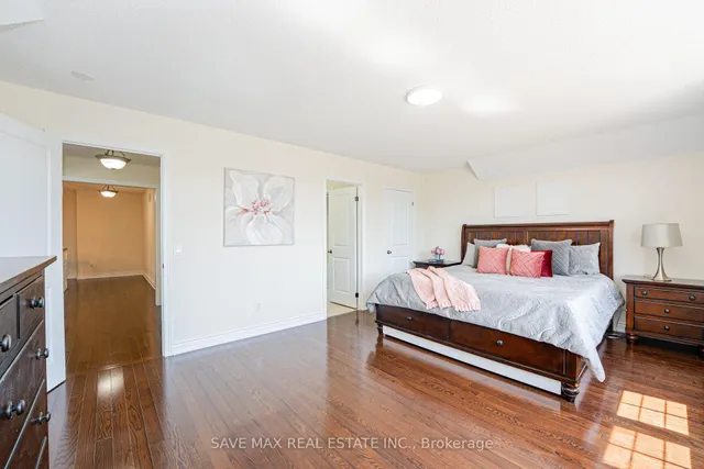 Additional image 28 of 49 Scotchmere Cres