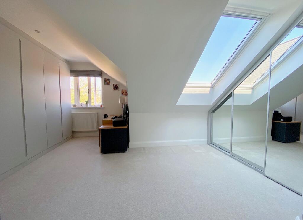 Additional image 9 of Roestock Lane, Colney Heath, AL4