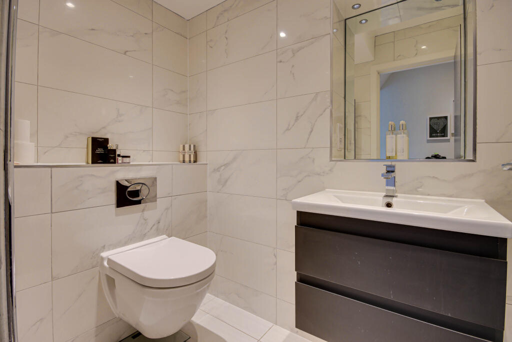 Additional image 5 of Cross Way, Harpenden, Hertfordshire, AL5