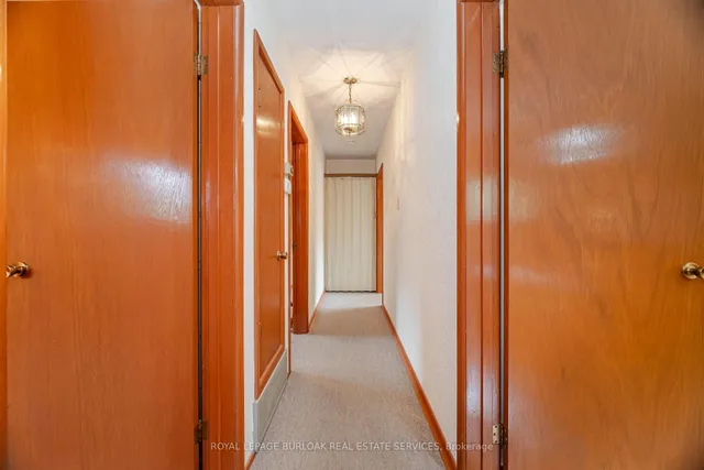 房产图片 23 - 121 Manning Ave