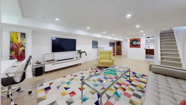 Additional image 43 of 4 Manchester Ave