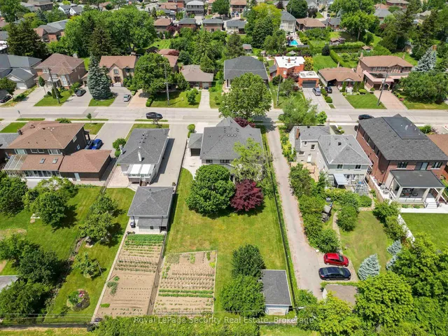 Additional image 37 of 27 Gaydon Ave