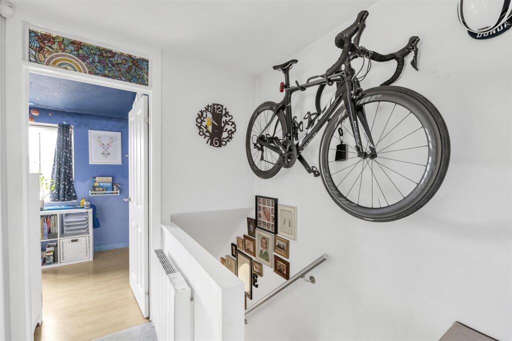 Additional image 6 of Barley Rise, Harpenden